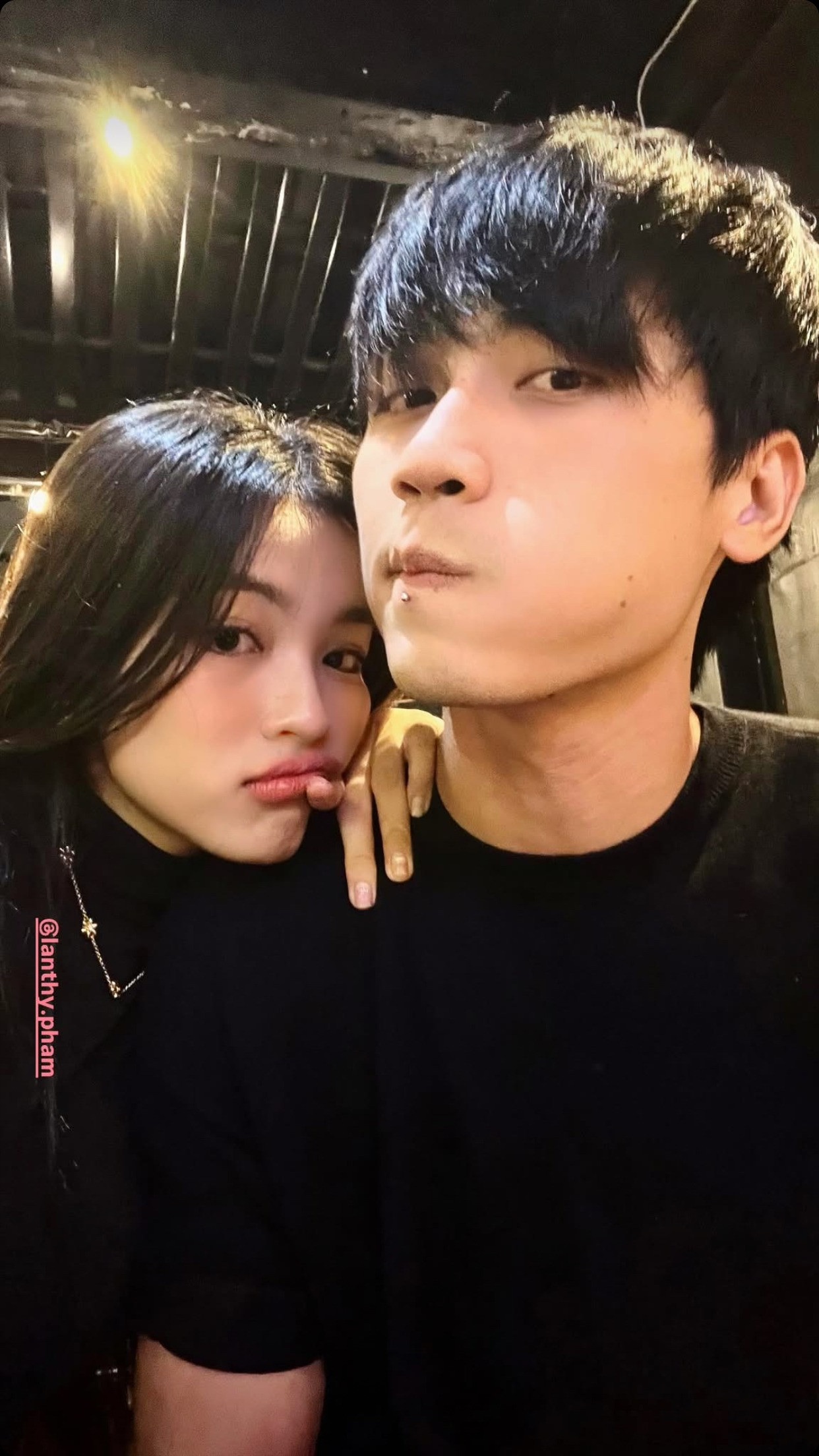 Nhưng dạo gần đây, Lan Thy lại thân thiết với Võ Điền Gia Huy chứ không còn xuất hiện bên Avin Lu.