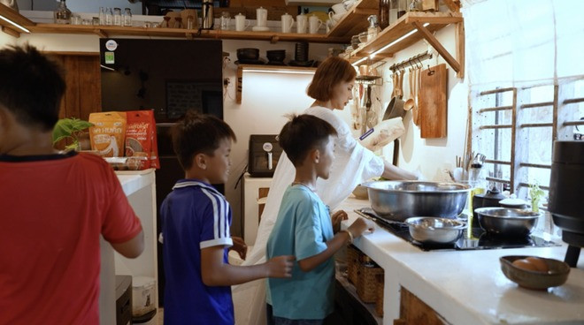 Chỉ còn Lâm Minh và con trai trở lại trong tập 13.