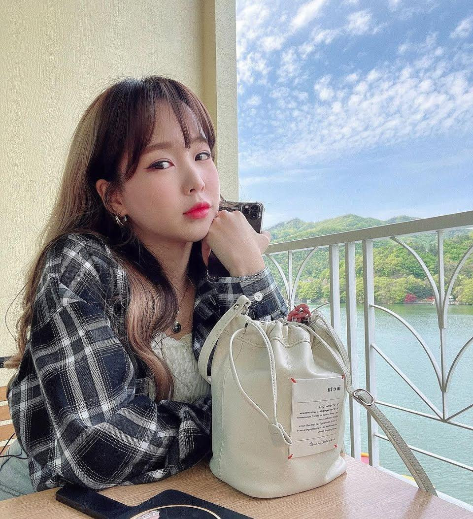 Cựu idol Way đã phẫu thuật từ mắt đến môi Cựu idol Way đã phẫu thuật từ mắt đến môi