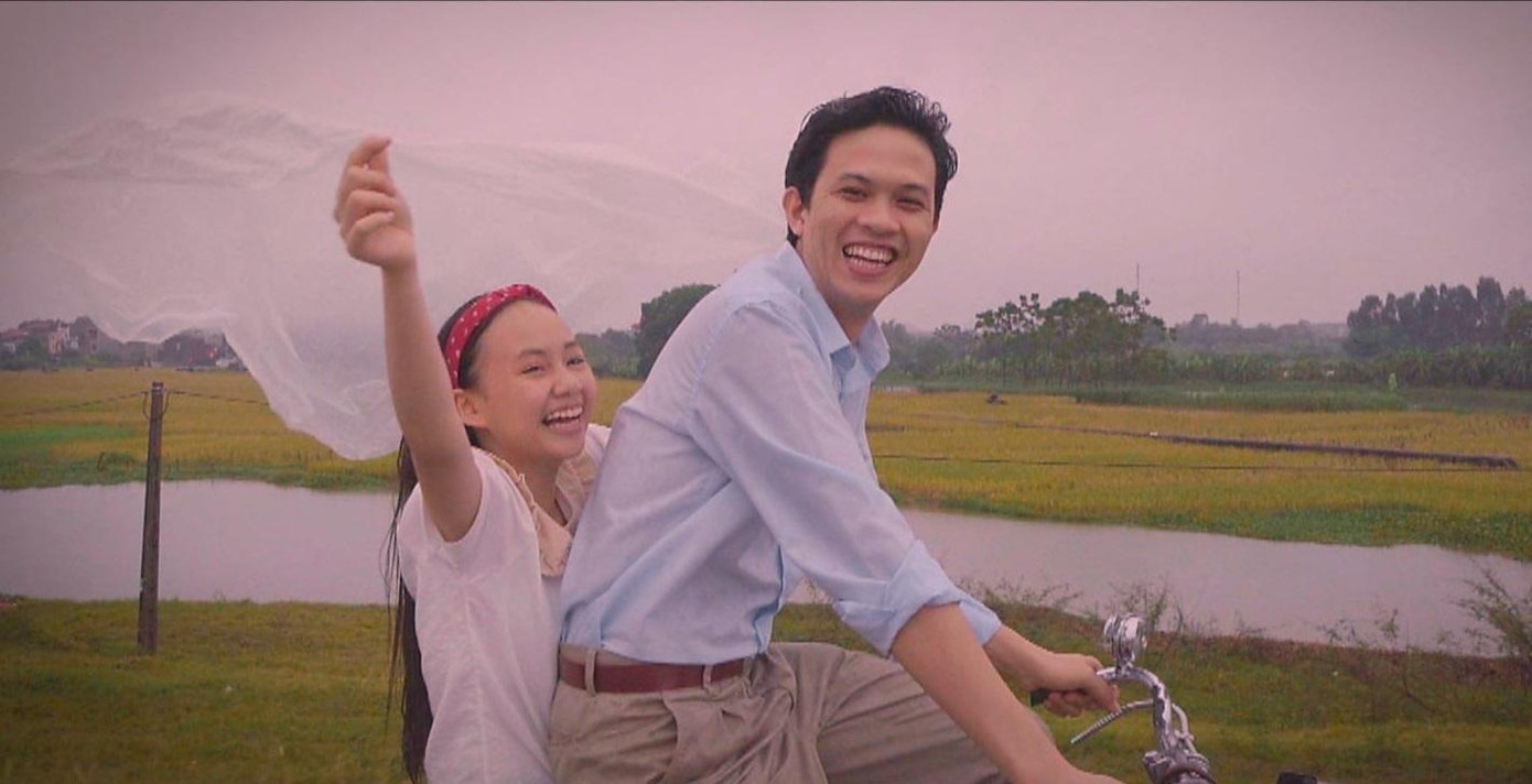 Khoảnh khắc hạnh phúc nhất trong cuộc đời bé Hoa Khoảnh khắc hạnh phúc nhất trong cuộc đời bé Hoa