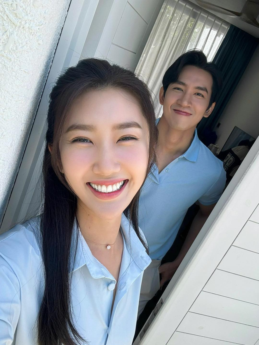 Hai người đang vướng nghi vấn "phim giả tình thật". Hai người đang vướng nghi vấn "phim giả tình thật".