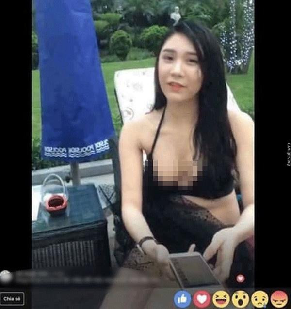 Thanh Bi thường 'lộ hàng' khi livestream. Thanh Bi thường 'lộ hàng' khi livestream.