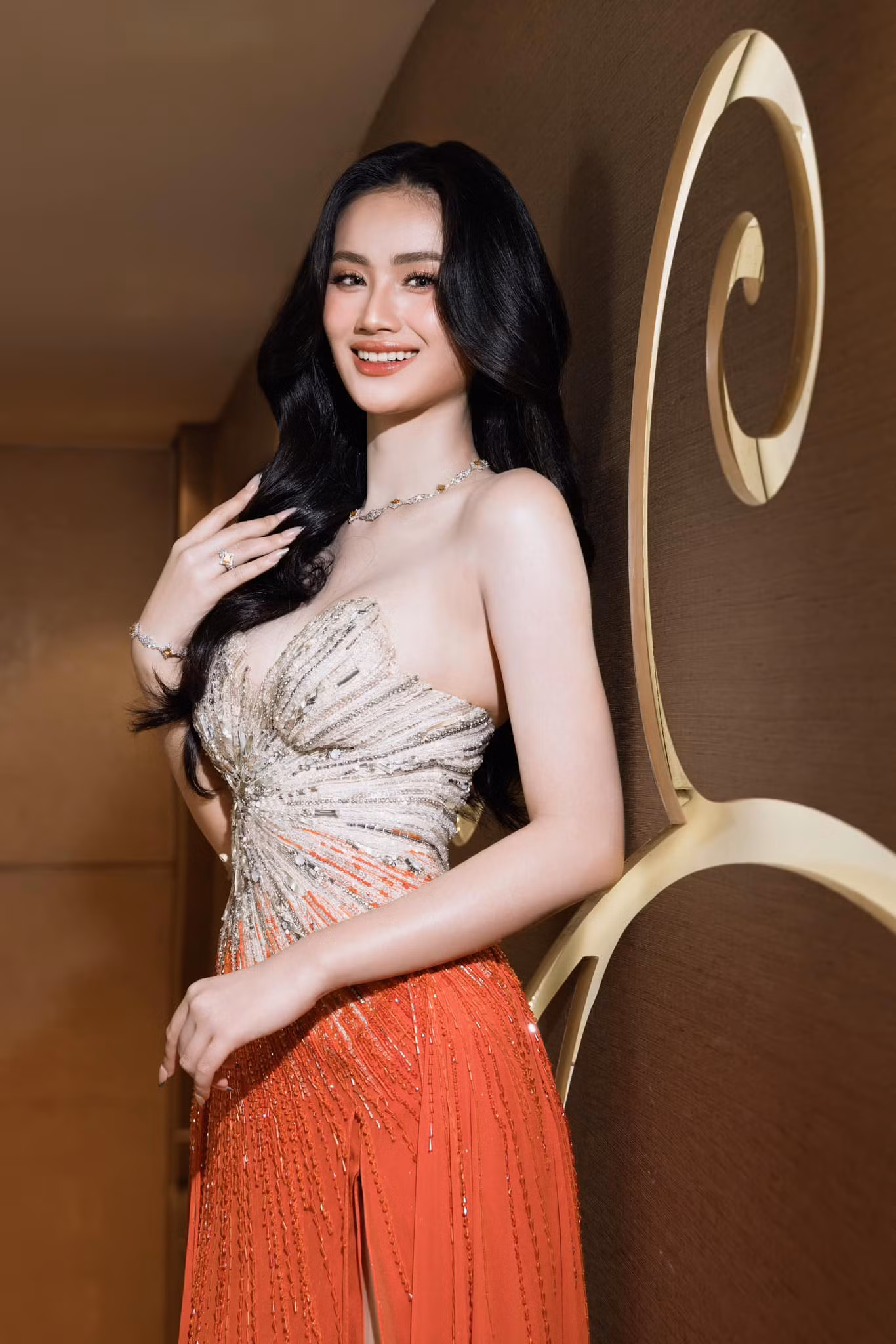 Hoa hậu Ý Nhi đang tích cực chuẩn bị cho Miss World 2025.