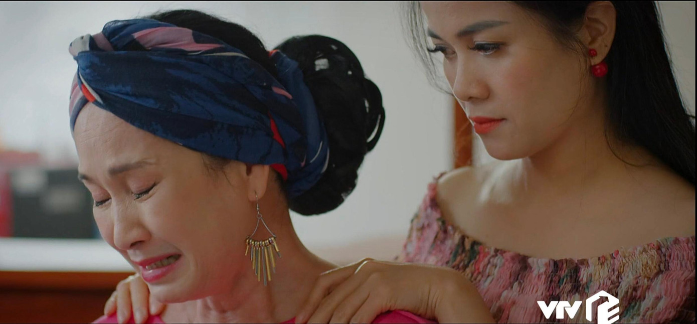 Hai mẹ con bà Hiền là ác mộng của Vân Khánh Hai mẹ con bà Hiền là ác mộng của Vân Khánh