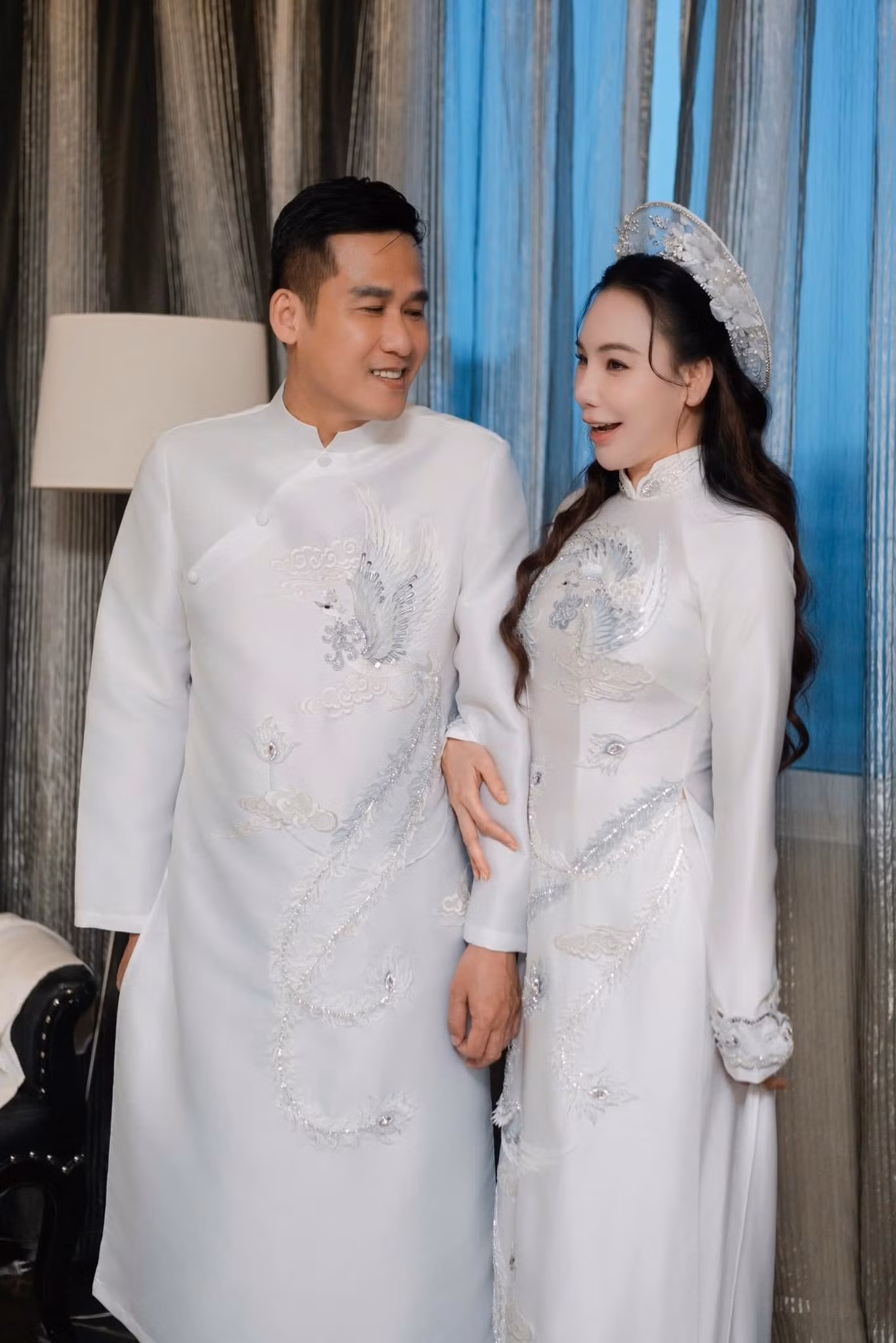 Hồ Quỳnh Hương làm đám cưới kín tiếng.