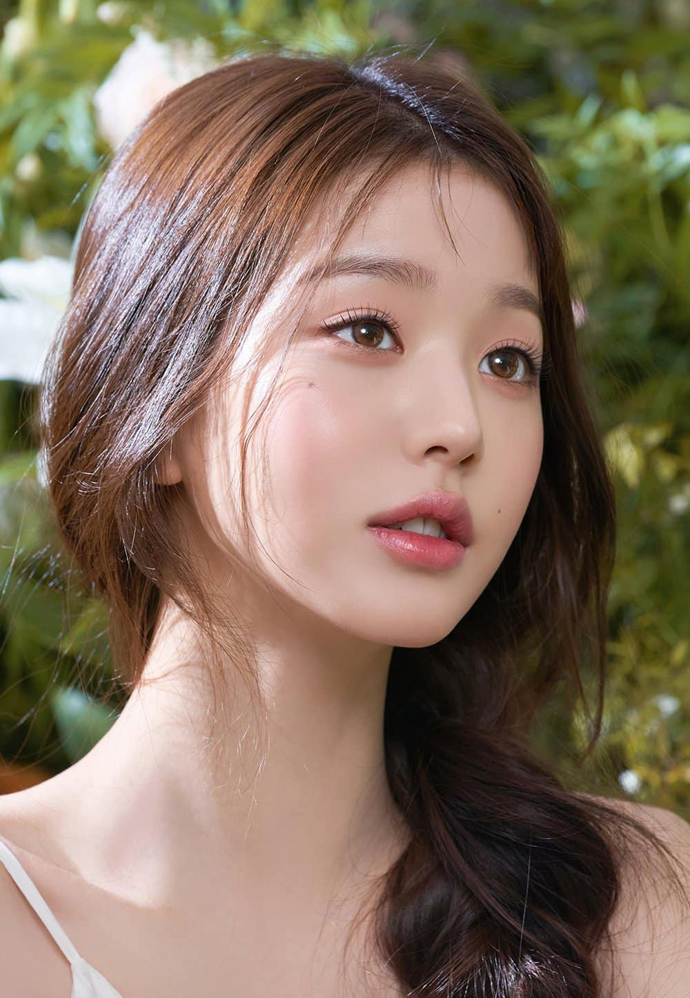 Làn da chúng mình cần được chăm sóc sau những ngày Tết xả hơi.