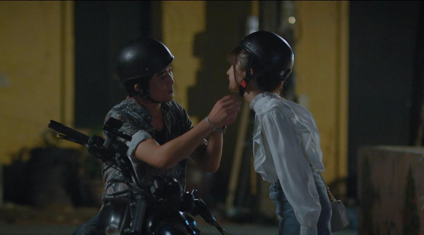 Bà Nga kịch liệt phản đối Phong, Vân hẹn hò Bà Nga kịch liệt phản đối Phong, Vân hẹn hò