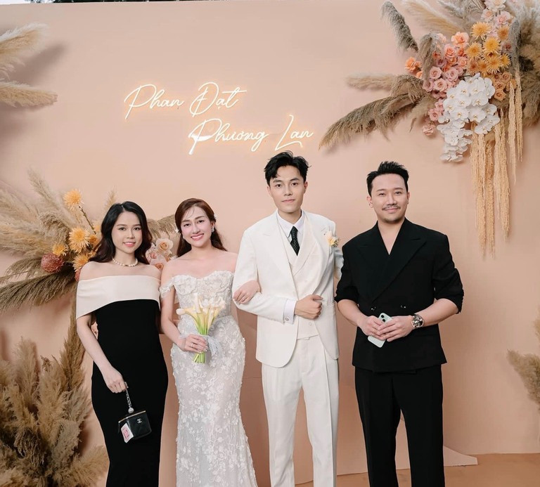 Trấn Thành trong đám cưới của Phương Lan - Phan Đạt.