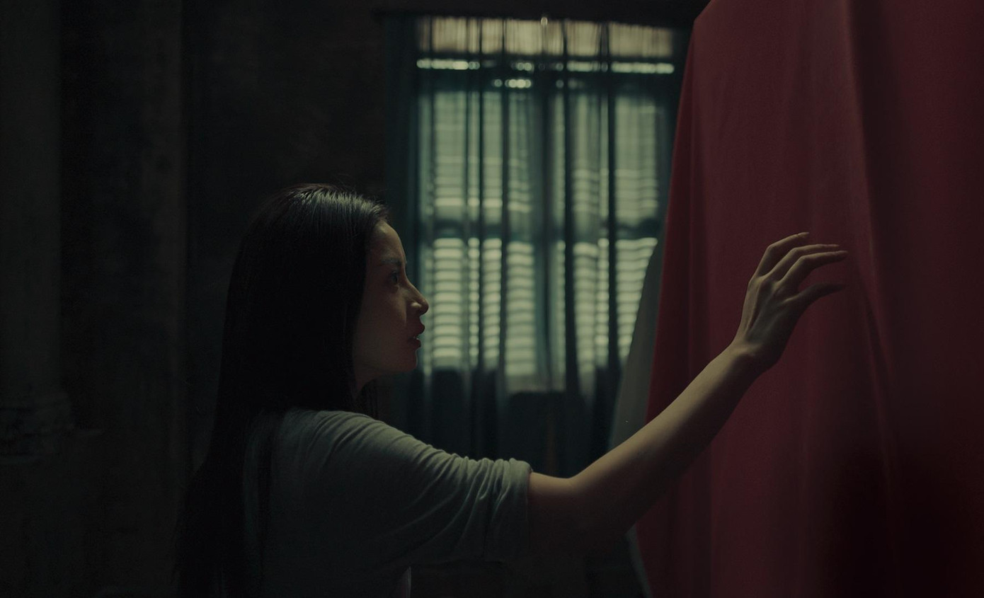 Cô phải đối mặt nhiều điều kinh hoàng trong ngôi nhà cổ