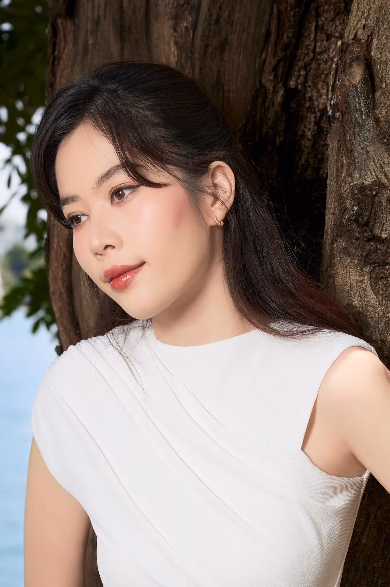 Nam Em ngày càng hành động bất ổn khiến người hâm mộ lo lắng.