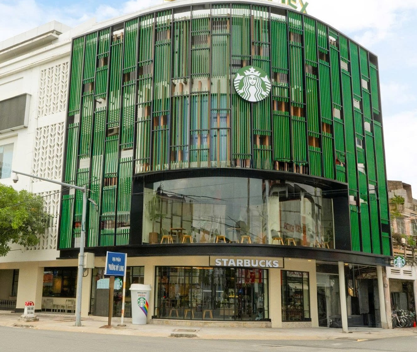 Starbucks Ngô Gia Tự, Long Xuyên