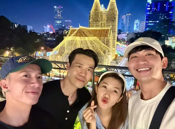 Trước đây Võ Cảnh thường xuyên đi cùng Thúy Ngân.