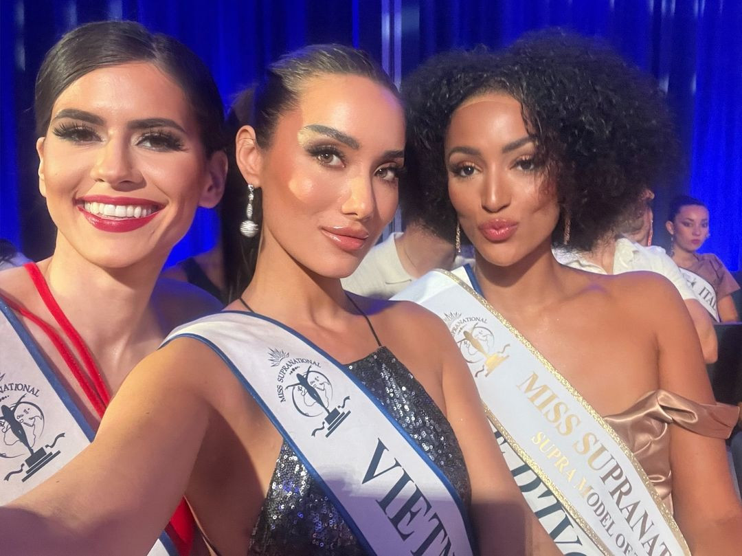 Có thể nhận ra Lydie Vũ hiếm khi cười trong suốt cuộc thi.