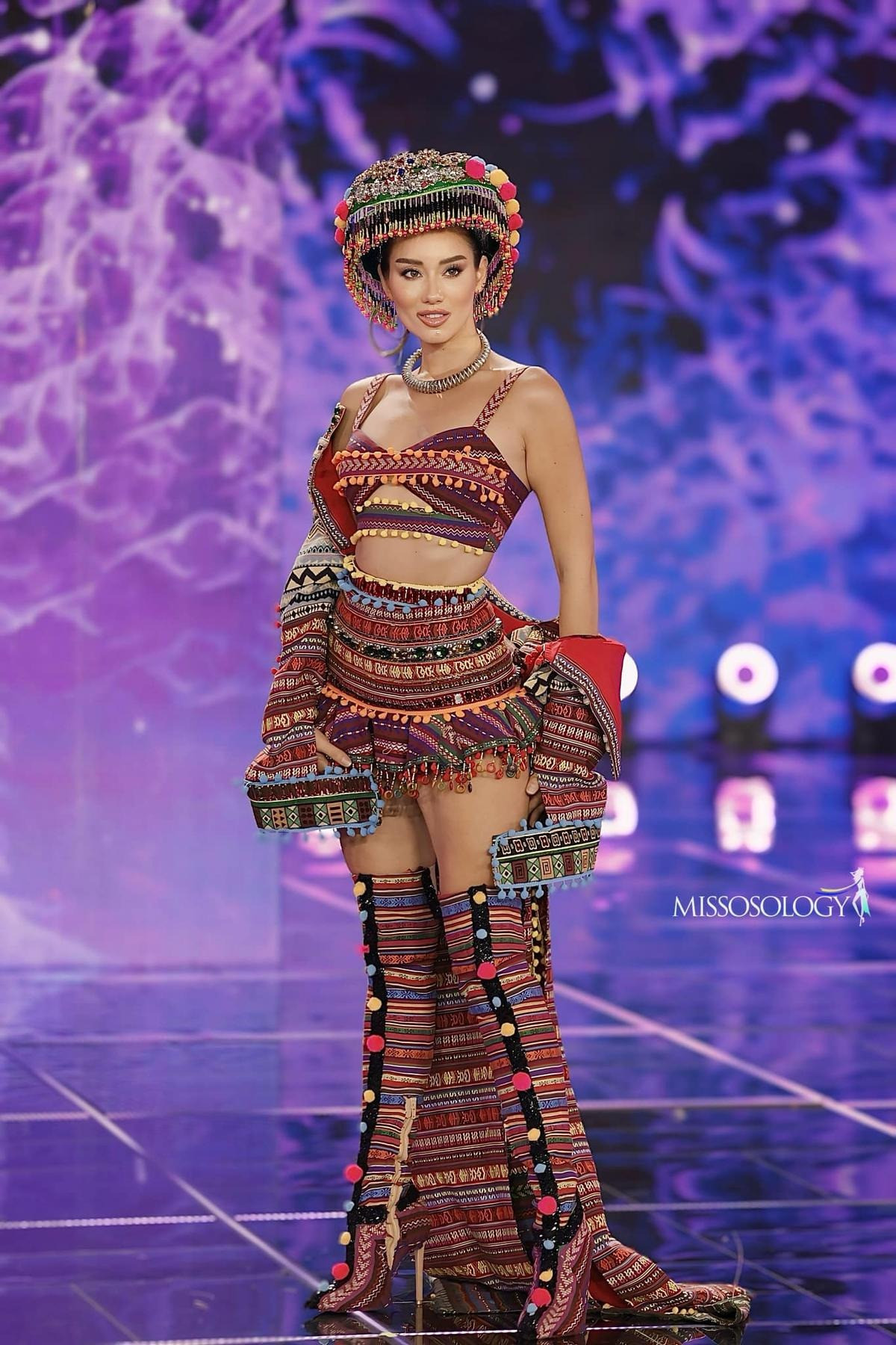 Lydie Vũ mới chỉ đạt thành tích cao nhất là Top 6 Miss Universe Vietnam 2023.