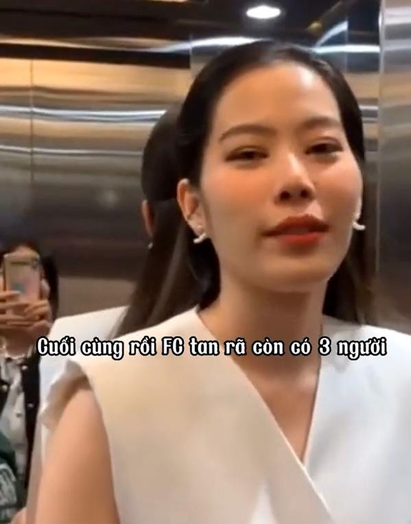 Nam Em lộ đôi mắt sưng húp vì khóc nhiều trong clip mới.