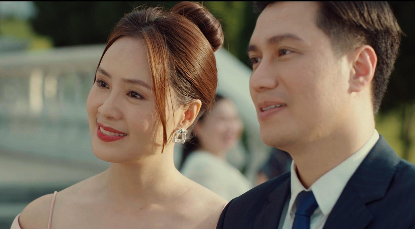 Phương từng có cuộc sống viên mãn bên chồng Phương từng có cuộc sống viên mãn bên chồng