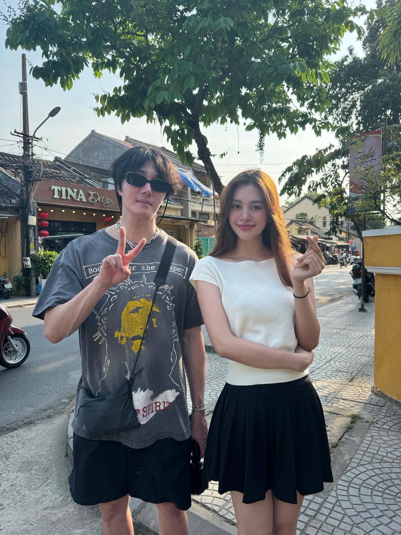 Tiểu Vy vừa có dịp gặp Jung Il Woo ở Hội An. Tiểu Vy vừa có dịp gặp Jung Il Woo ở Hội An.