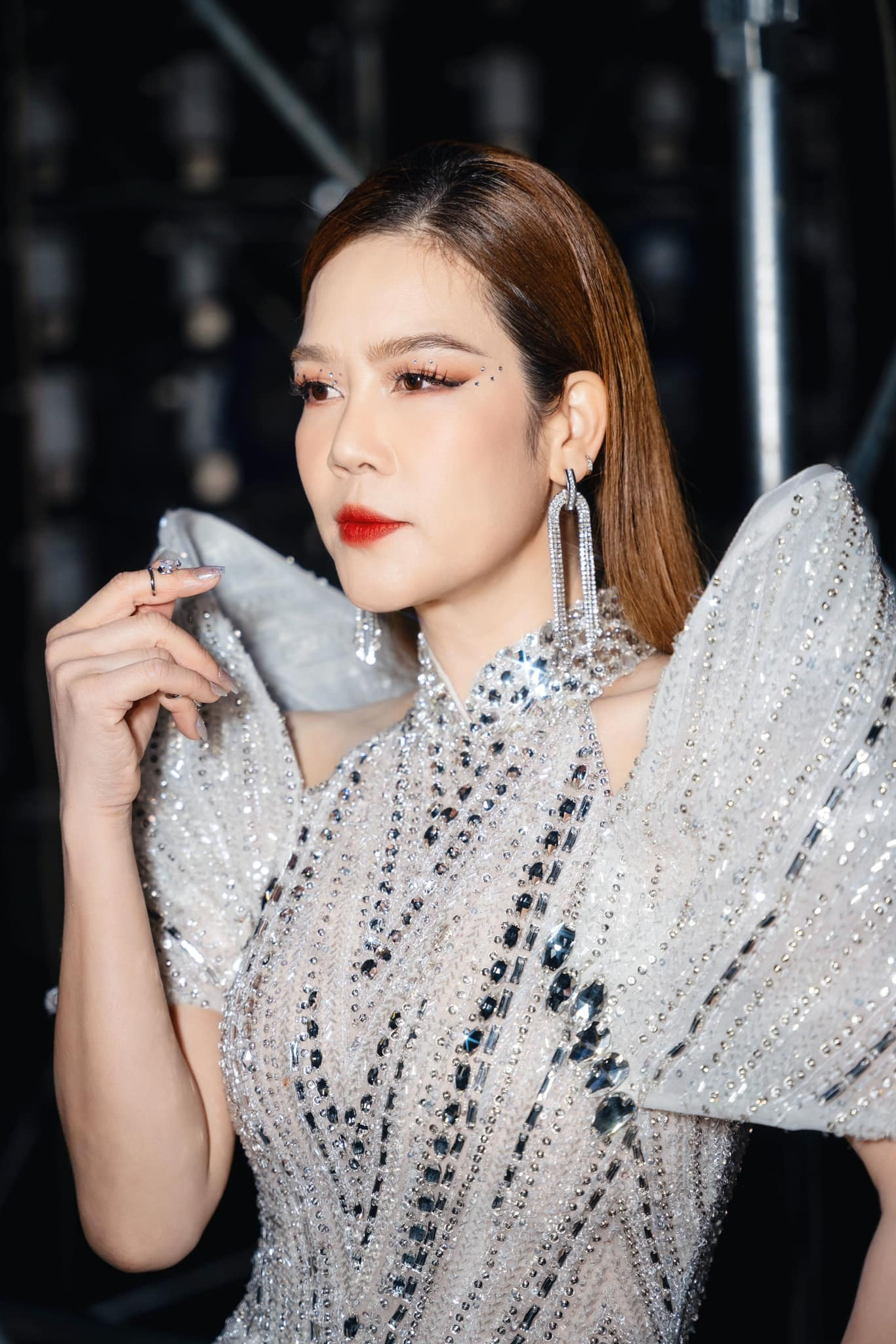 Hai bên xảy ra mâu thuẫn vì việc Kiều Anh bị loại khỏi Giọng hát Việt.