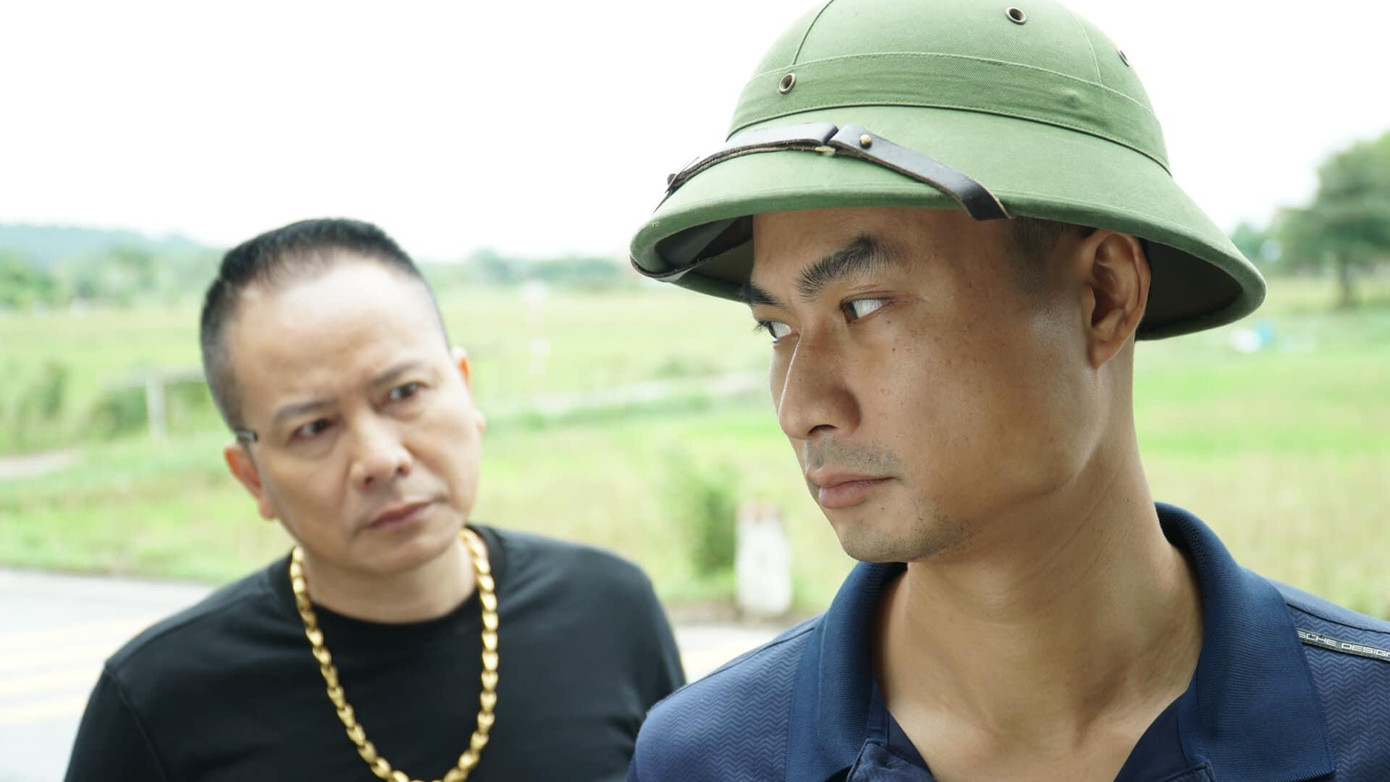 Duy Hưng ghi dấu ấn với những vai diễn xù xì, góc cạnh Duy Hưng ghi dấu ấn với những vai diễn xù xì, góc cạnh