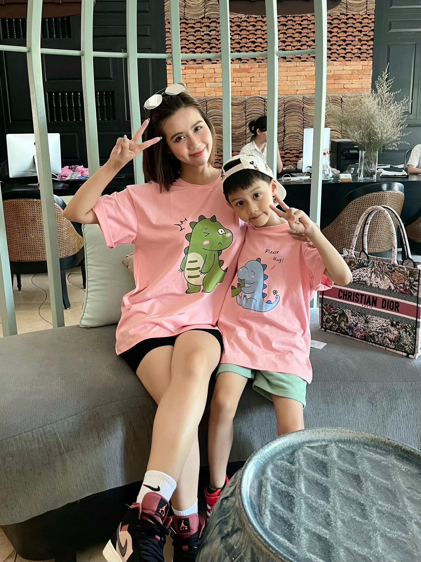 Thực tế thì Huyền Lizzie ly hôn đã lâu