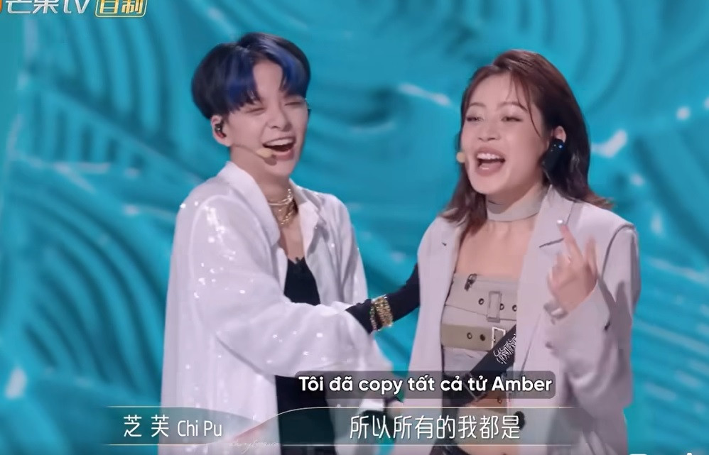 Amber rất tiếc nuối vì màn "hợp tác một nửa" này. Amber rất tiếc nuối vì màn "hợp tác một nửa" này.