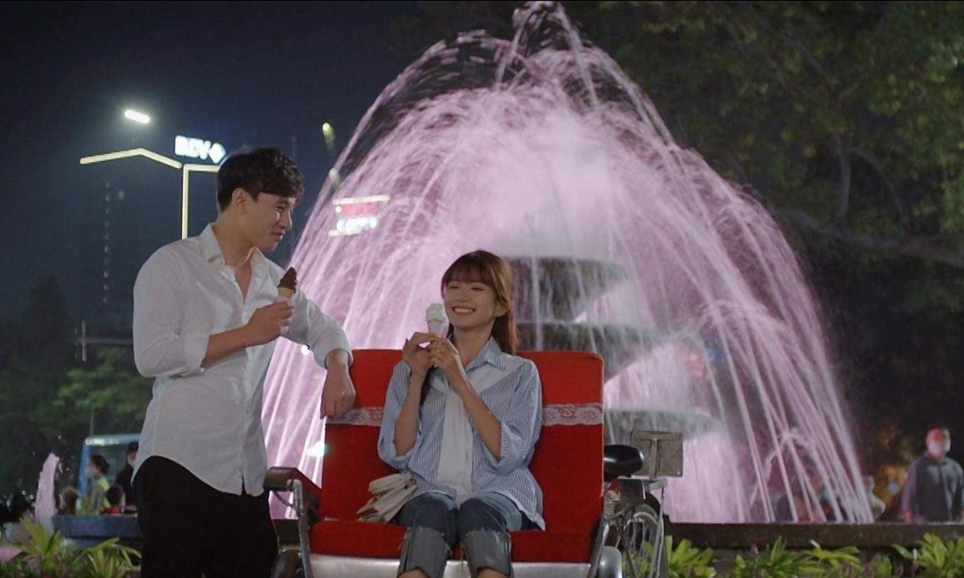 Bách và Vân có buổi hẹn ngọt ngào