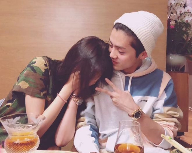 Đã 10 tháng qua hai người không đăng ảnh chung.