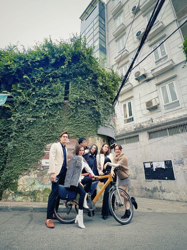 Bức hình khiến khán giả tò mò Bức hình khiến khán giả tò mò