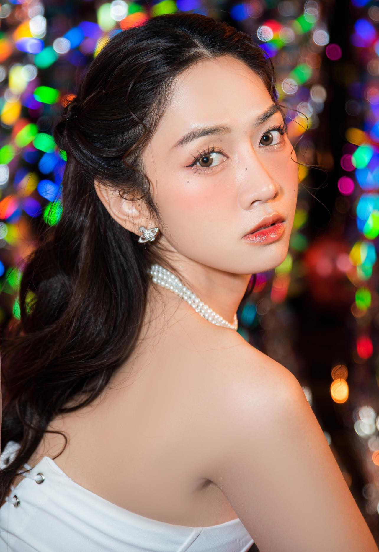 Khán giả đang hồi hộp chờ xem Lê Bống thành diễn viên Lê Xuân Anh. Khán giả đang hồi hộp chờ xem Lê Bống thành diễn viên Lê Xuân Anh.