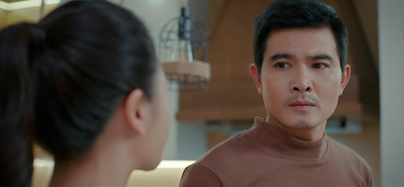 Anh ta bày ra đủ kế tráo trở để báo thù gia đình Ngân Hà.