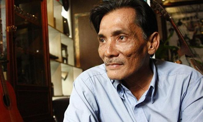 Hiện giờ, ông lại rơi vào cảnh sống cô đơn, hết tiền.