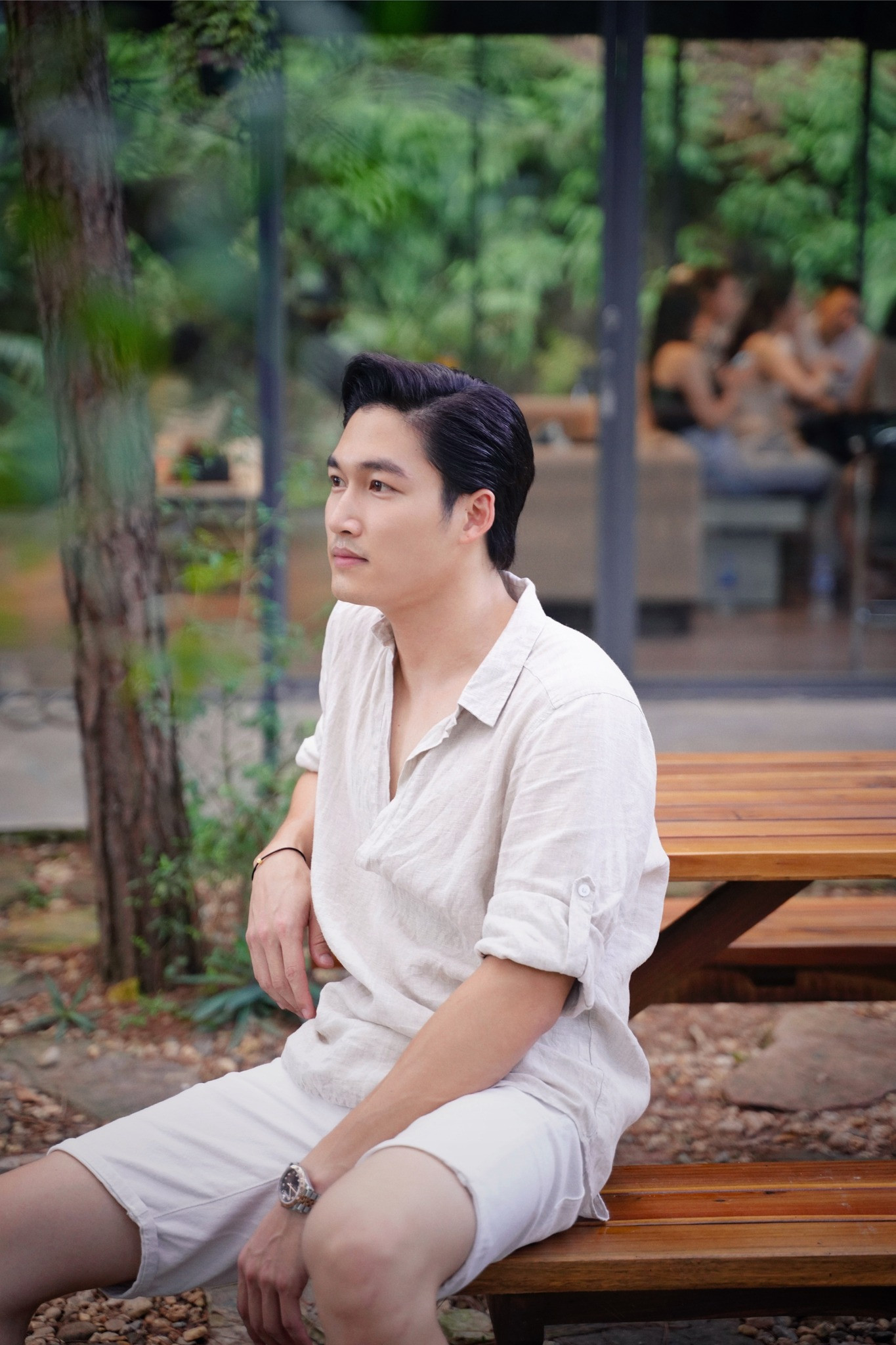 Đình Tú luôn giữ im lặng trước những tin đồn về đời sống tình cảm. Đình Tú luôn giữ im lặng trước những tin đồn về đời sống tình cảm.