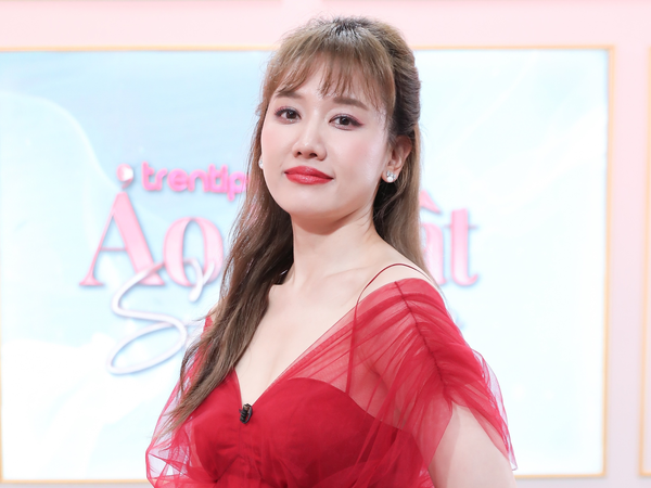 Diện mạo khác lạ của Hari Won trong một show truyền hình Diện mạo khác lạ của Hari Won trong một show truyền hình