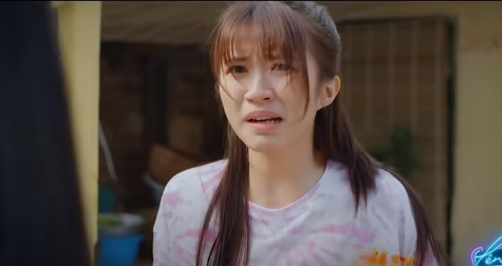 Kết quả là Vân Vân bị đánh ghen ở chính nhà mình Kết quả là Vân Vân bị đánh ghen ở chính nhà mình