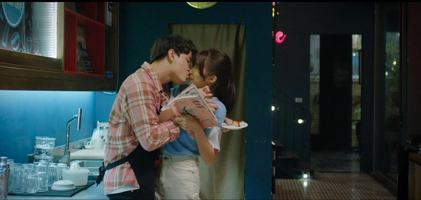 Vân Vân có mối tình đầu siêu ngắn ngủi Vân Vân có mối tình đầu siêu ngắn ngủi