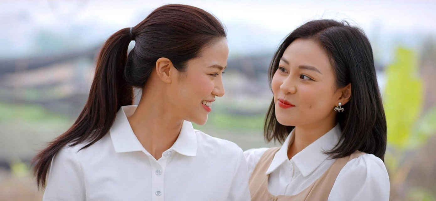 Tình địch trên phim nhưng thân nhau ngoài đời Tình địch trên phim nhưng thân nhau ngoài đời