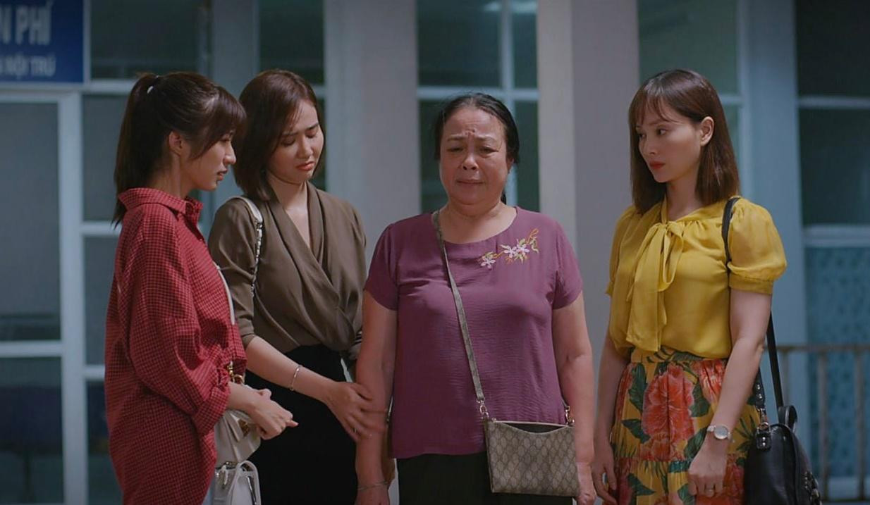 Vân Trang luôn được bà Nga yêu thương cưng chiều nhất