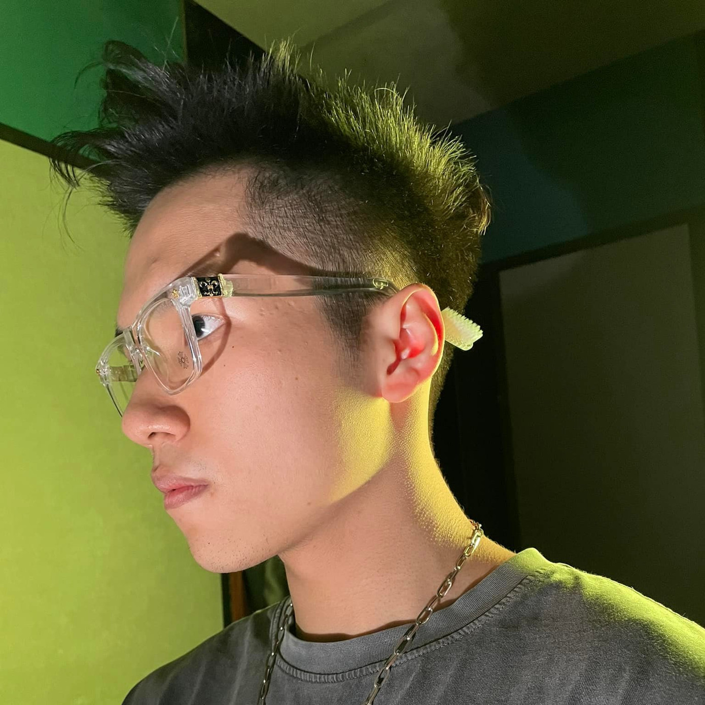 Âm nhạc của Kriss Ngo luôn đậm chất riêng.