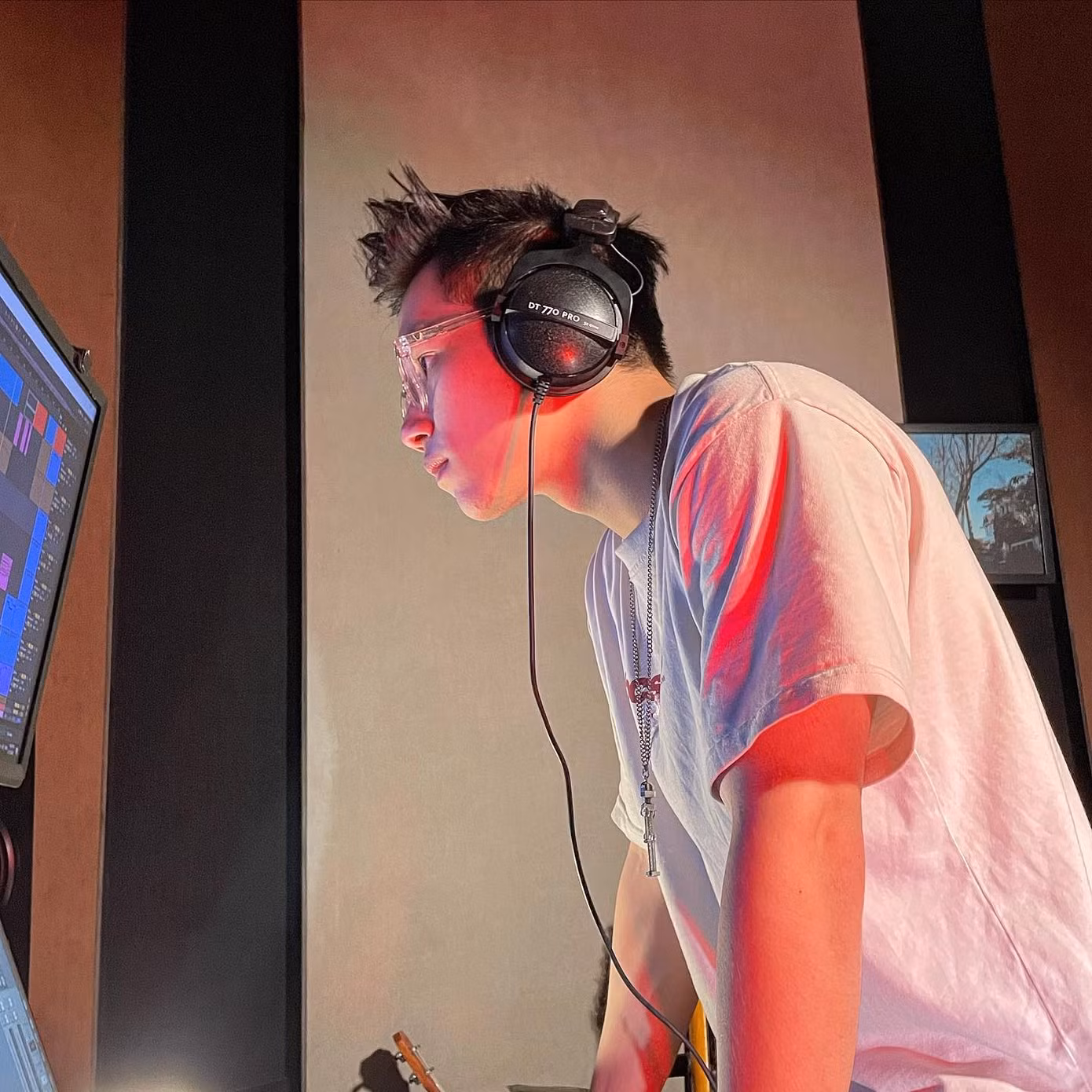Kriss Ngô đã học tập khá nhiều để trở thành một music producer đúng nghĩa.