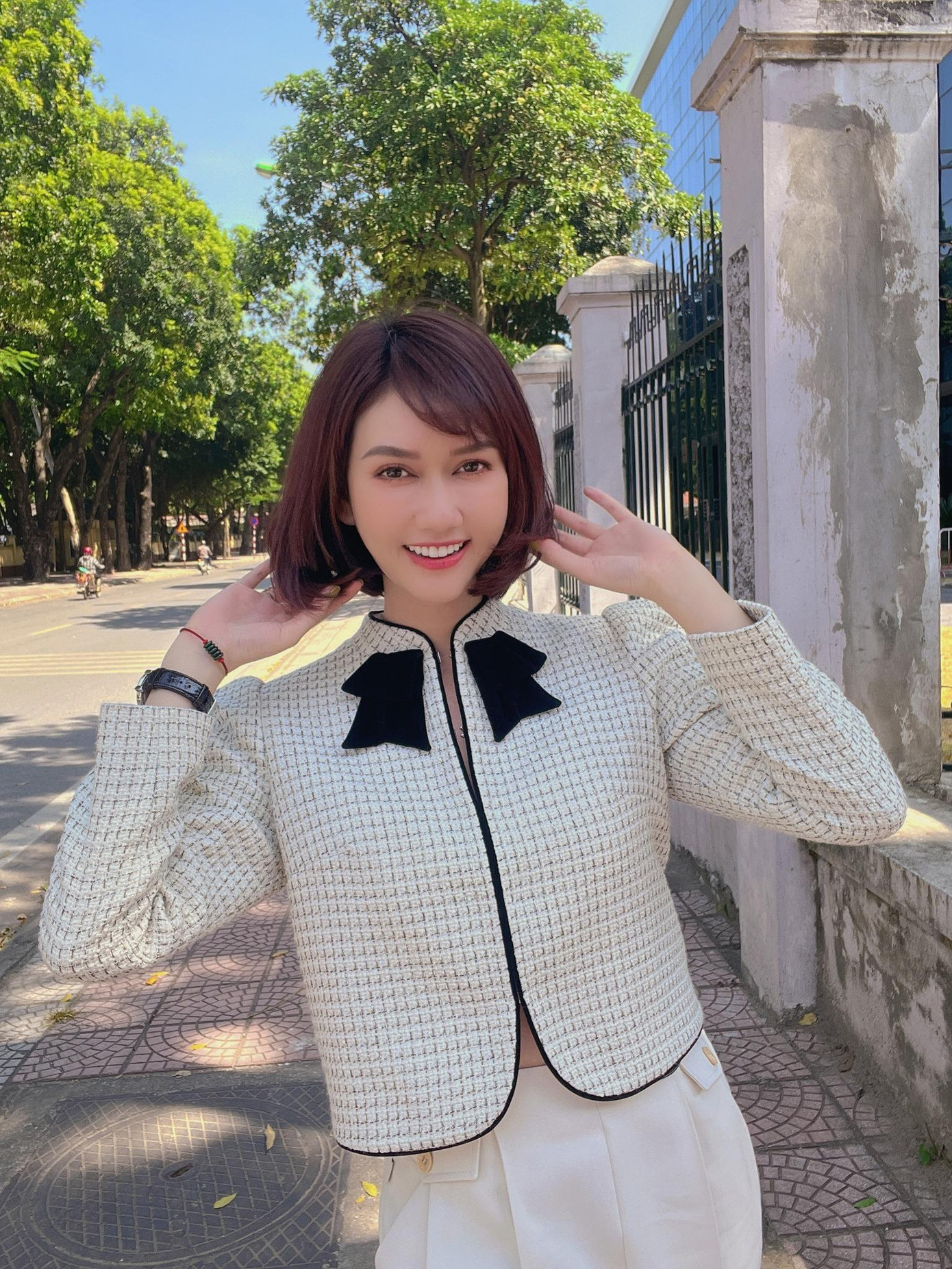 Hương Giang ngày càng trẻ trung xinh đẹp sau khi chia tay