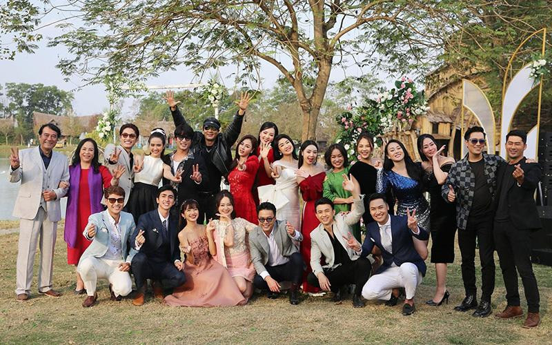 Dàn diễn viên phim VTV hội ngộ khá đông đủ Dàn diễn viên phim VTV hội ngộ khá đông đủ