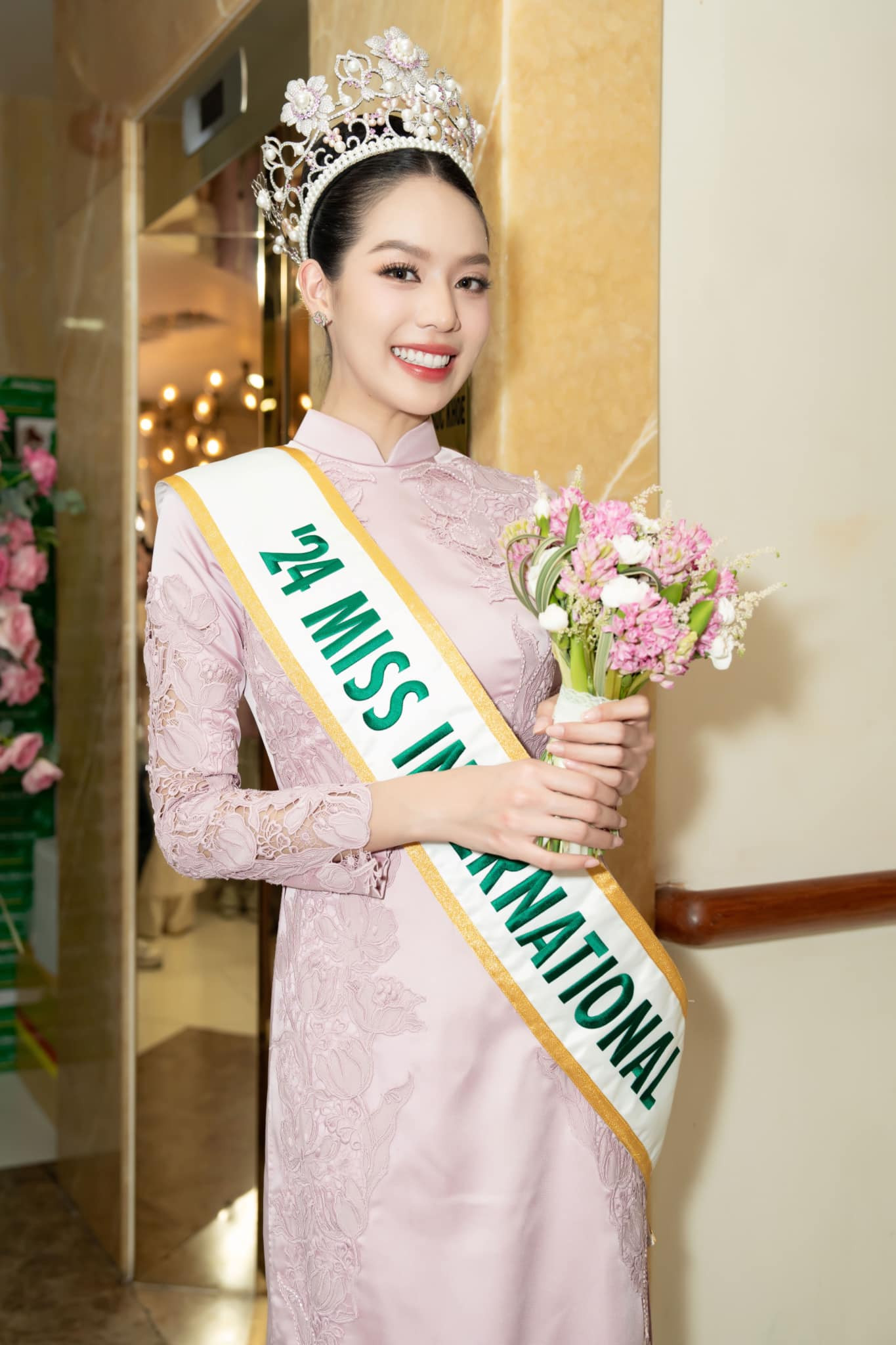 Hoa hậu Thanh Thủy đang bận rộn với lịch trình dày đặc. Hoa hậu Thanh Thủy đang bận rộn với lịch trình dày đặc.