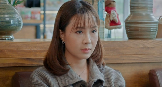 Diễn xuất của Hồng Diễm trong phim bị cho là một màu, thiếu đột phá như kỳ vọng. Diễn xuất của Hồng Diễm trong phim bị cho là một màu, thiếu đột phá như kỳ vọng.