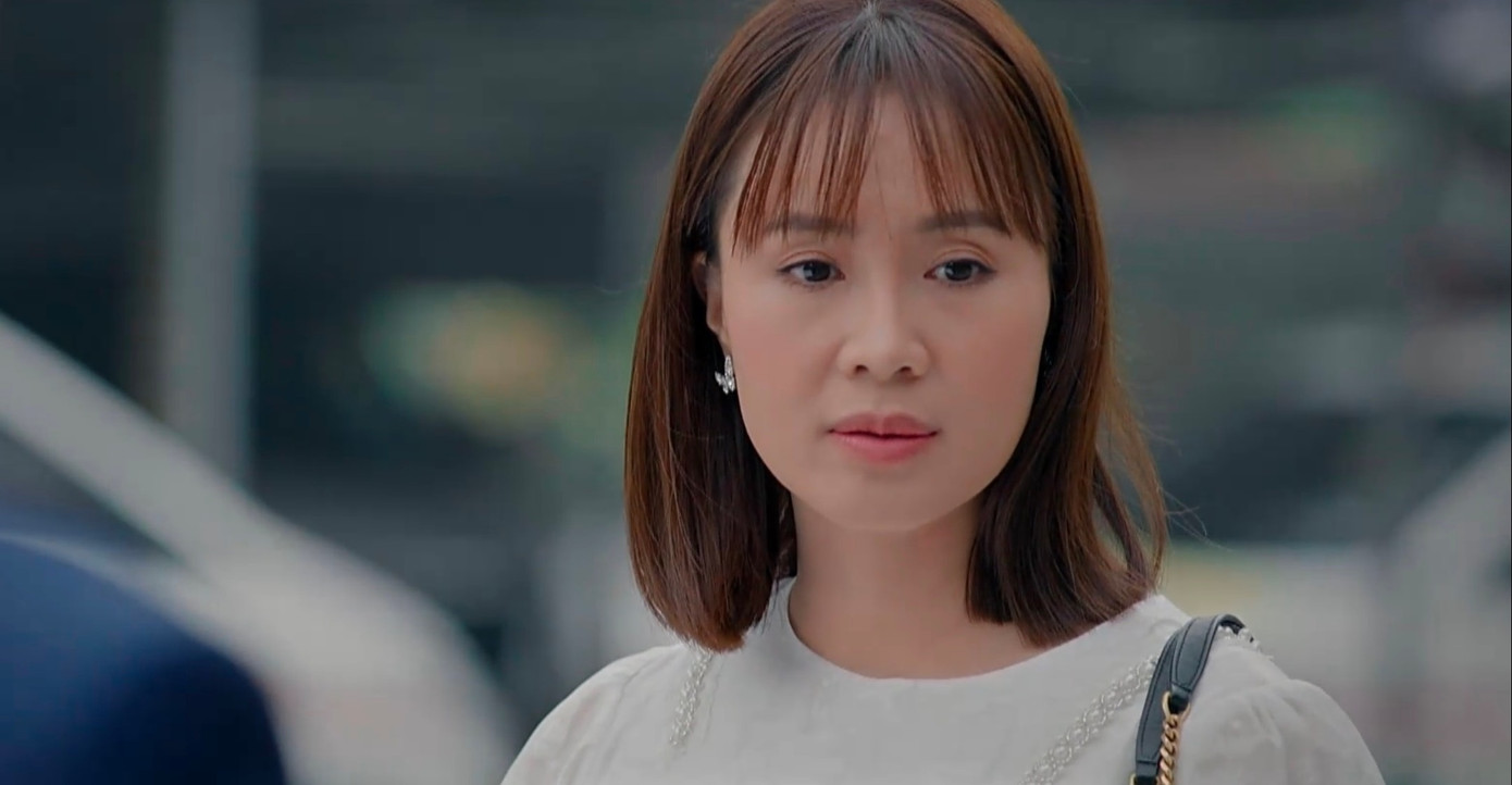 Nữ chính Ngân Hà khiến khán giả càng xem càng mệt mỏi. Nữ chính Ngân Hà khiến khán giả càng xem càng mệt mỏi.