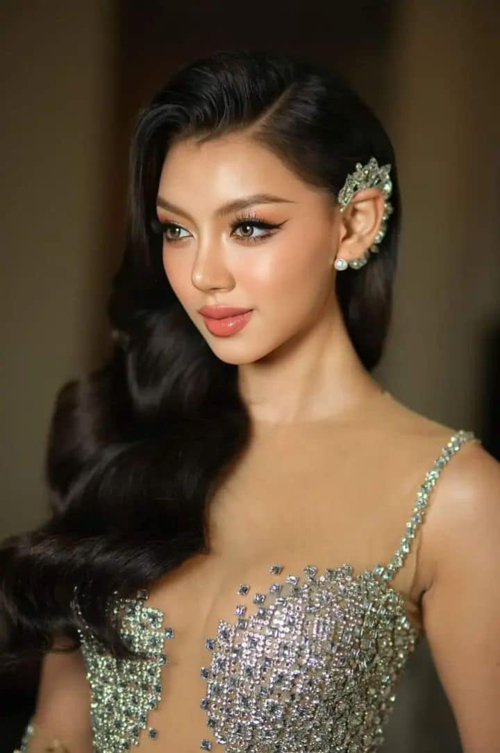 Thae Su Nyein liệu có thể chiến thắng trong đêm thi chính thức?