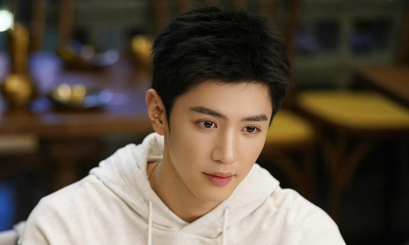 Netizen đang lên tiếng đòi lại công bằng cho Trần Triết Viễn. Netizen đang lên tiếng đòi lại công bằng cho Trần Triết Viễn.