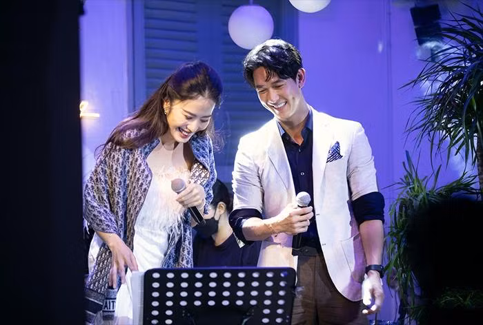 Khán giả khen Song Luân, Nam Em cũng rất đẹp đôi Khán giả khen Song Luân, Nam Em cũng rất đẹp đôi