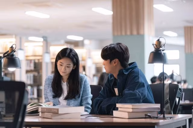 Mu Nee lại thầm thích cậu bạn thân