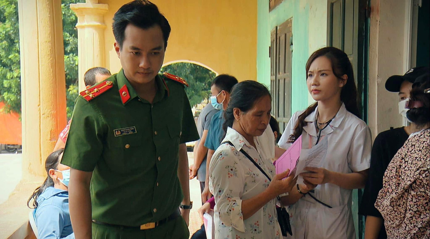 Kịch bản của Phố Trong Làng sẽ phải chỉnh sửa một chút Kịch bản của Phố Trong Làng sẽ phải chỉnh sửa một chút