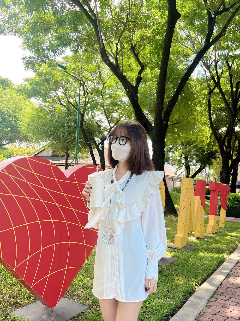 Trà My đang học tại trường RMIT. Ảnh: FBNV